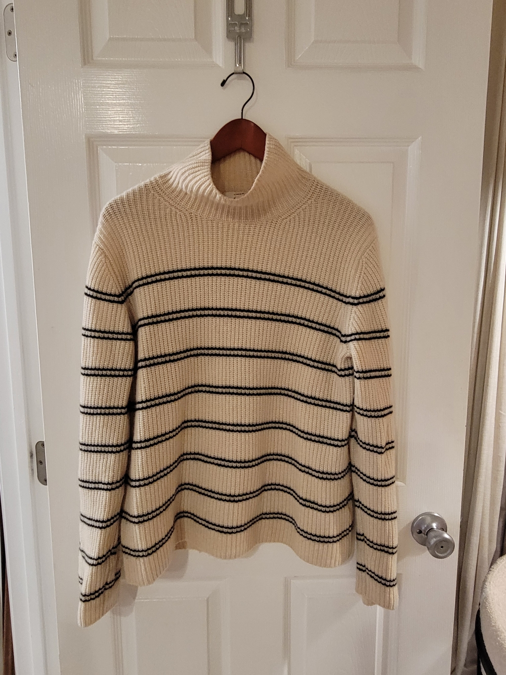 Vince Cream Turtleneck Sweater with Black Stripes XL